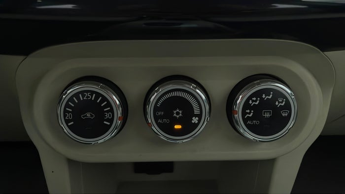 MITSUBISHI LANCER EX-Automatic Climate Control