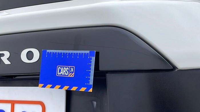 MITSUBISHI PAJERO-Door Exterior Boot Door Scratch