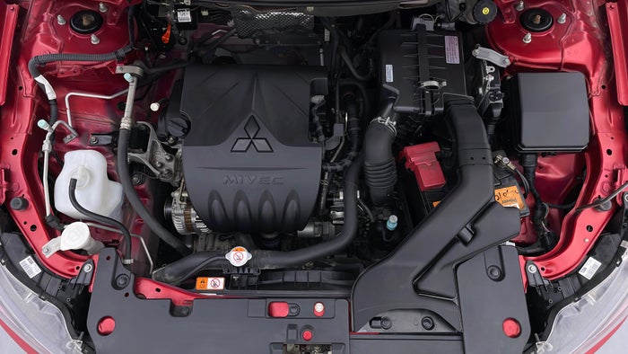 MITSUBISHI LANCER EX-Engine Bonet View