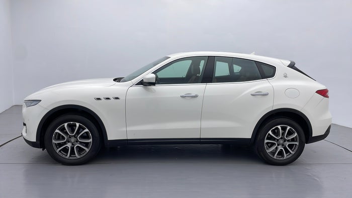MASERATI LEVANTE-Left Side View