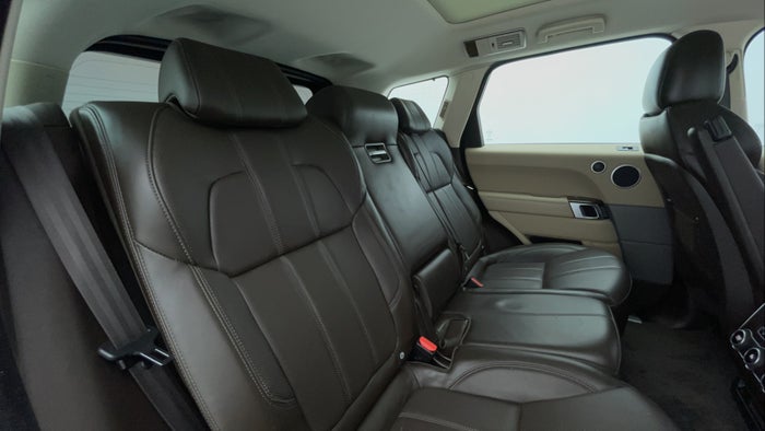 LAND ROVER RANGE ROVER SPORT-Right Side Door Cabin View