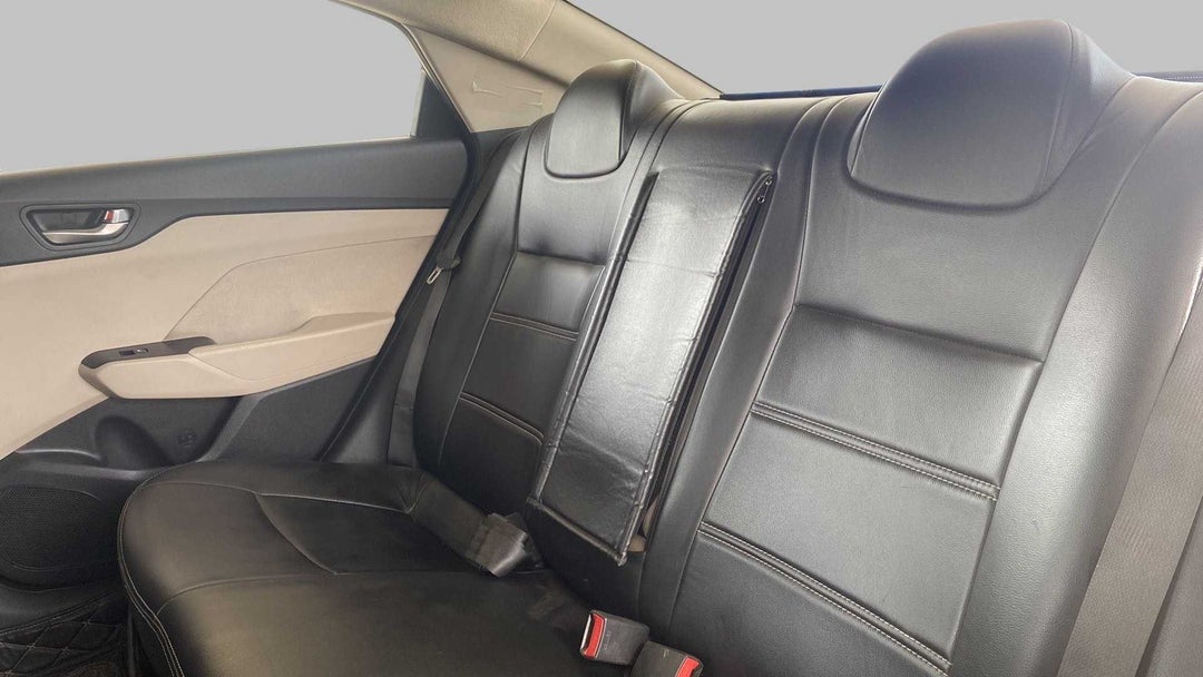Right Side Rear Door Cabin