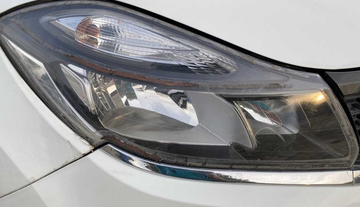 2018 Tata NEXON XM 1.5, Diesel, Manual, 82,196 km, Right headlight - Minor scratches