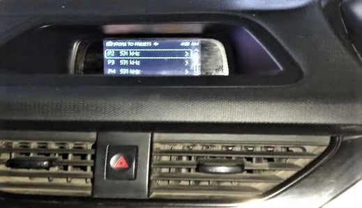 2018 Tata NEXON XM 1.5, Diesel, Manual, 82,196 km, Infotainment system - Parking sensor not working