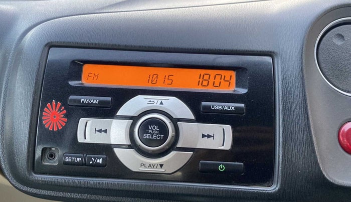 2015 Honda Brio S MT, Petrol, Manual, 50,343 km, Infotainment system - AM/FM Radio - Not Working