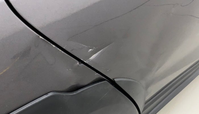 2019 Honda WR-V 1.2L I-VTEC VX MT, Petrol, Manual, 44,060 km, Right rear door - Slightly dented