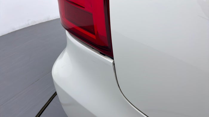 TOYOTA LAND CRUISER-Bumper Rear Misaligned