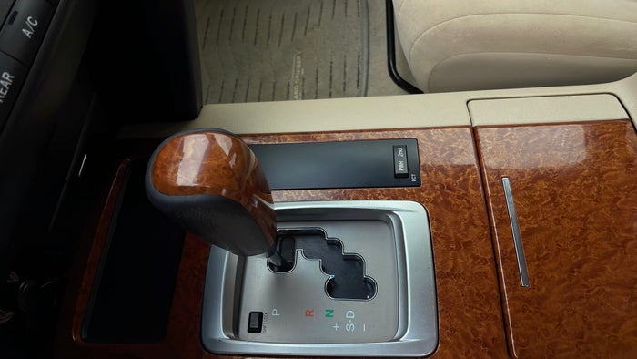 TOYOTA LAND CRUISER-Gear Lever