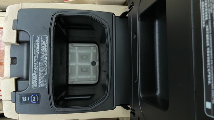 TOYOTA LAND CRUISER-Cooler Box