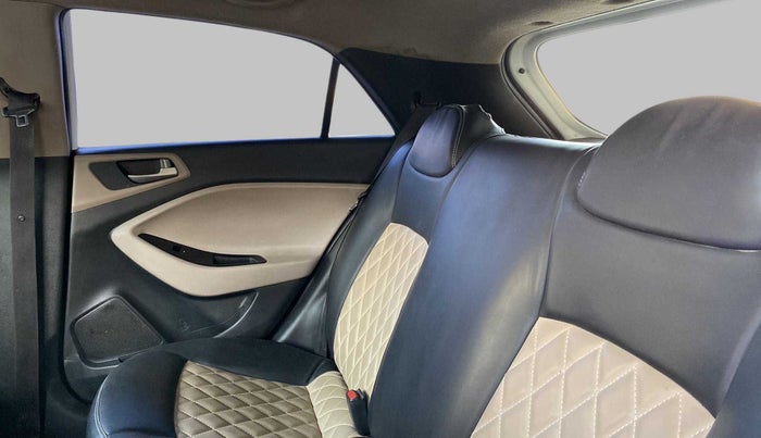 2018 Hyundai Elite i20 MAGNA EXECUTIVE 1.2, Petrol, Manual, 22,753 km, Right Side Rear Door Cabin