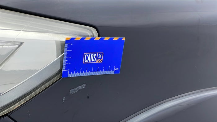 TOYOTA FORTUNER-Fender LHS Scratch