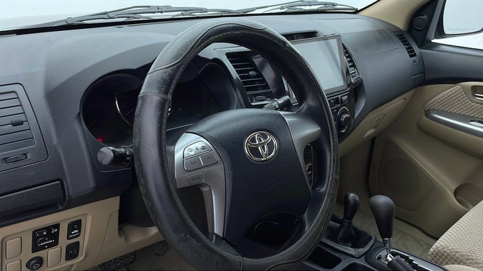 TOYOTA FORTUNER-Steering Wheel Trim Faded