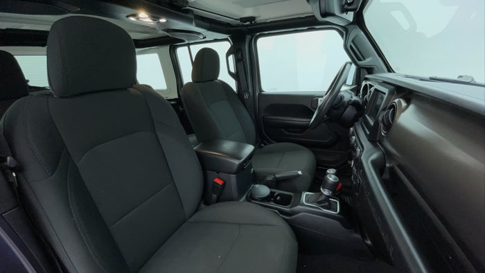 JEEP WRANGLER-Right Side Front Door Cabin View