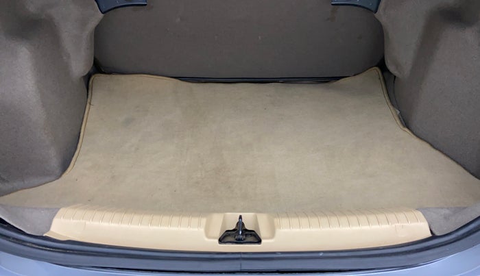 2017 Ford Figo Aspire 1.2 TITANIUM PETROL, Petrol, Manual, 23,166 km, Boot Inside