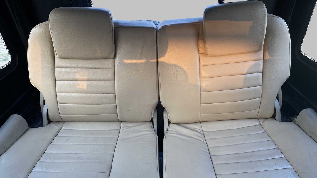 Right Side Rear Door Cabin