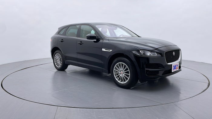 JAGUAR F PACE-Right Front Diagonal (45- Degree) View