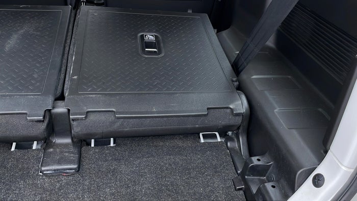 SUZUKI JIMNY-Pillar RHS B Scratch