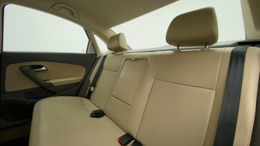 Right Side Rear Door Cabin