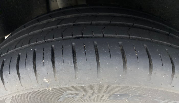 2019 Toyota Glanza V, Petrol, Manual, 48,527 km, Right Rear Tyre Tread