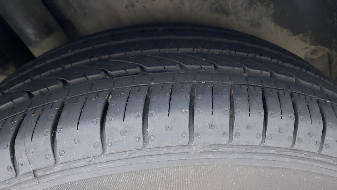 Right Rear Tyre Tread
