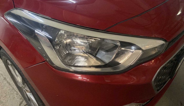 2015 Hyundai Elite i20 ASTA 1.4 CRDI, Diesel, Manual, 71,569 km, Right headlight - Minor scratches