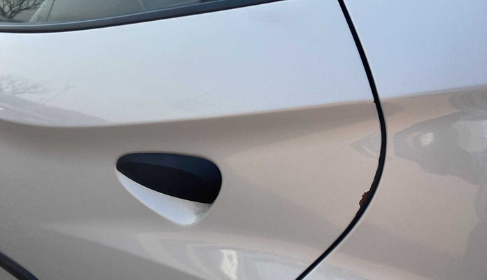 2011 Hyundai Eon ERA, Petrol, Manual, 9,608 km, Rear left door - Slight discoloration