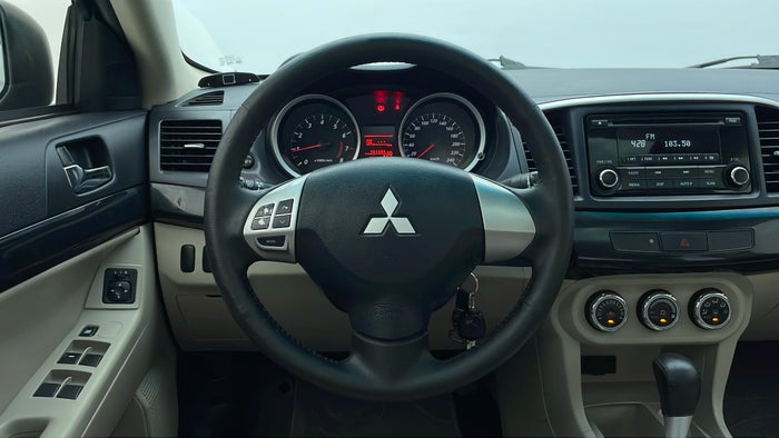 MITSUBISHI LANCER EX-Steering Wheel Close-up