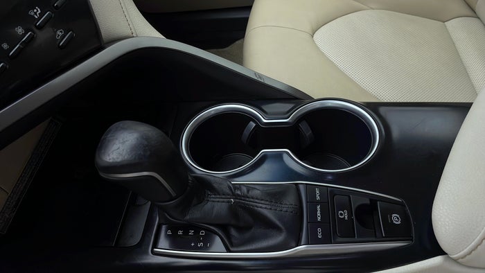 TOYOTA CAMRY-Gear Lever
