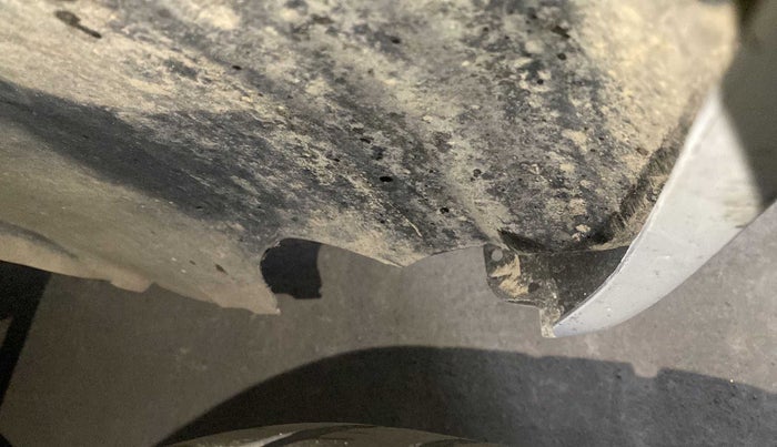 2018 Maruti Dzire ZDI, Diesel, Manual, 50,360 km, Left fender - Lining loose