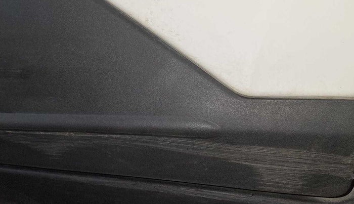 2022 Hyundai VENUE SX 1.5 CRDI, Diesel, Manual, 11,646 km, Rear left door - Minor scratches