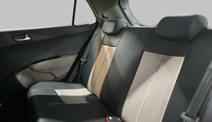 2015 Hyundai Grand i10 ASTA (O) 1.2 KAPPA VTVT, Petrol, Manual, 66,196 km, Right Side Rear Door Cabin