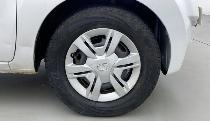 2018 Datsun Redi Go 1.0 S AT, Petrol, Automatic, 69,626 km, Right Front Wheel