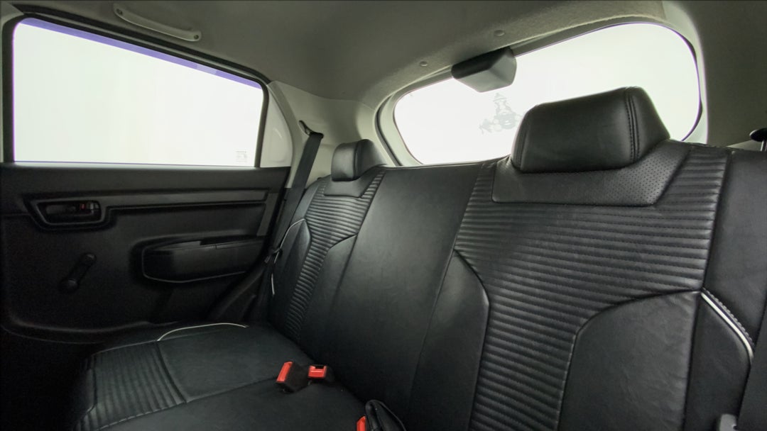Right Side Rear Door Cabin