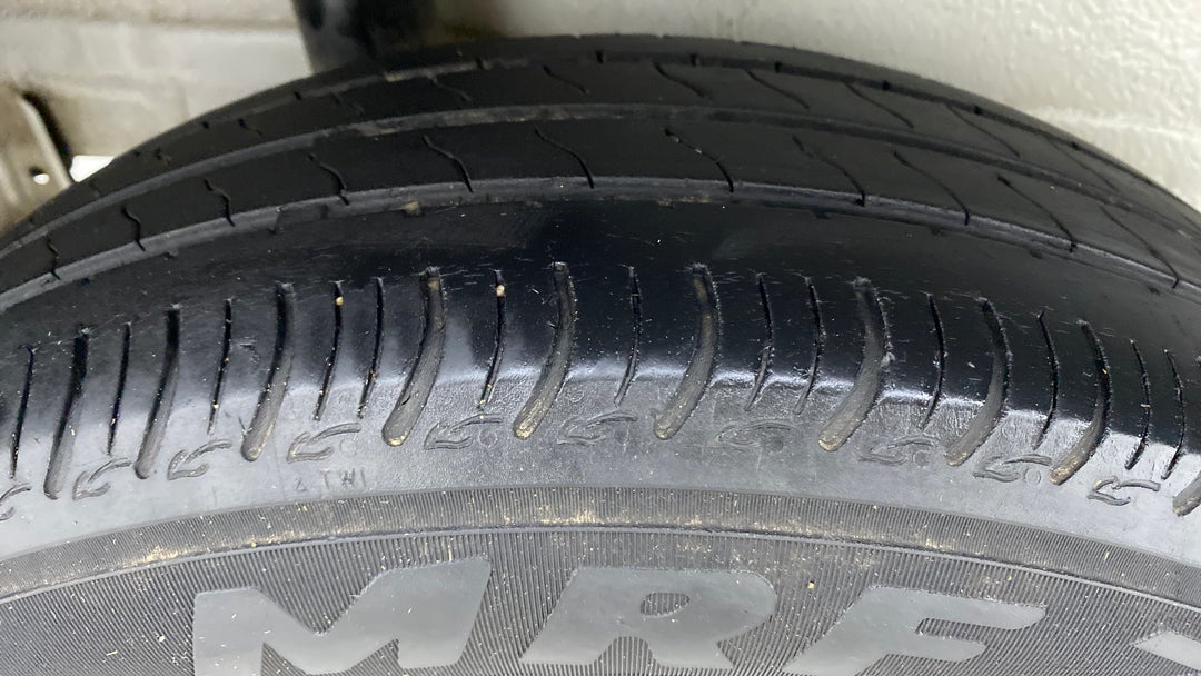 Right Rear Tyre Tread