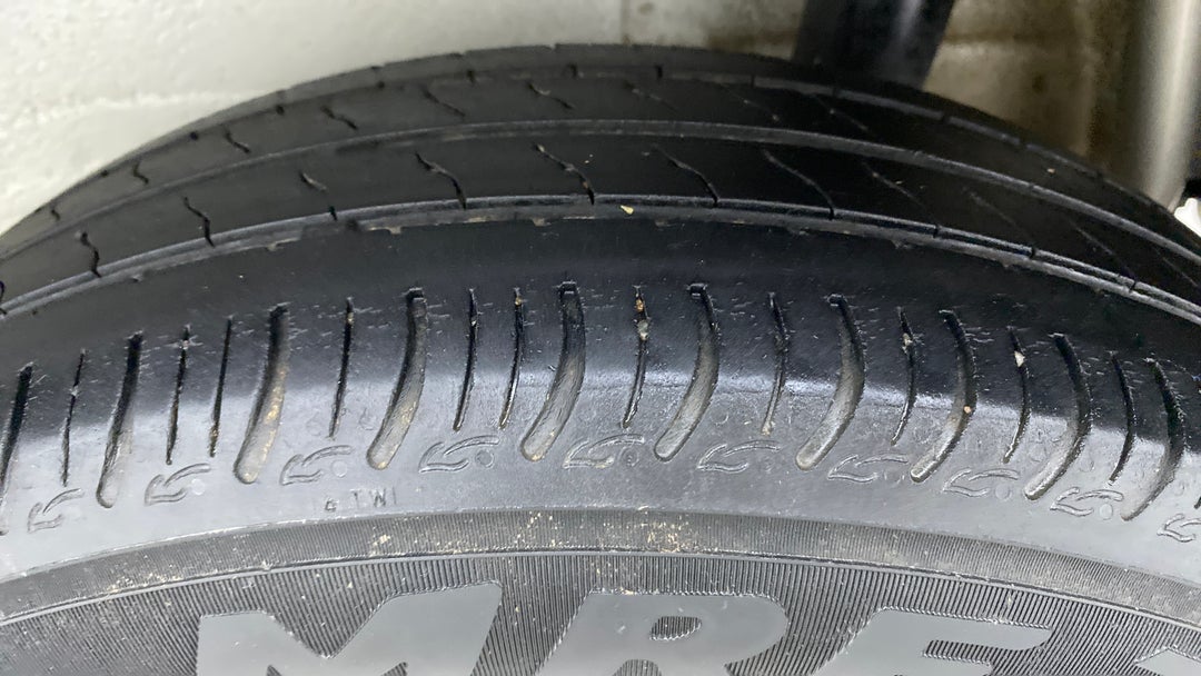 Left Rear Tyre Tread