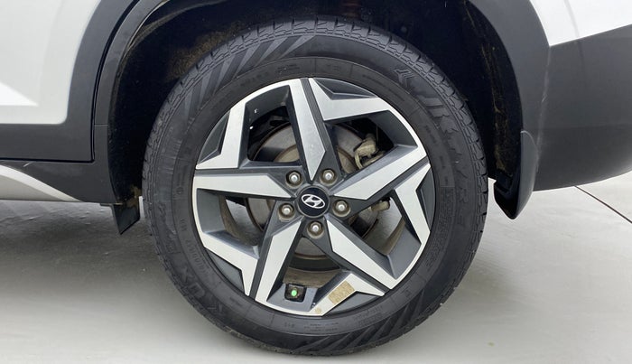 2022 Hyundai ALCAZAR PRESTIGE 1.5 MT 7STR, Diesel, Manual, 16,747 km, Left Rear Wheel