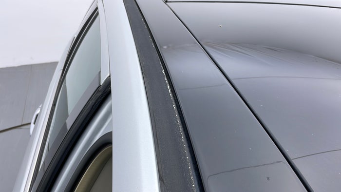 LINCOLN MKX-Roof Roof Beading Faded
