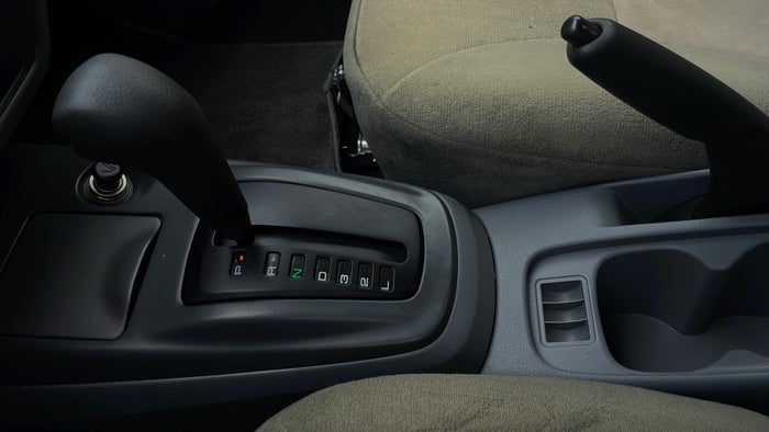 MITSUBISHI LANCER-Gear Lever