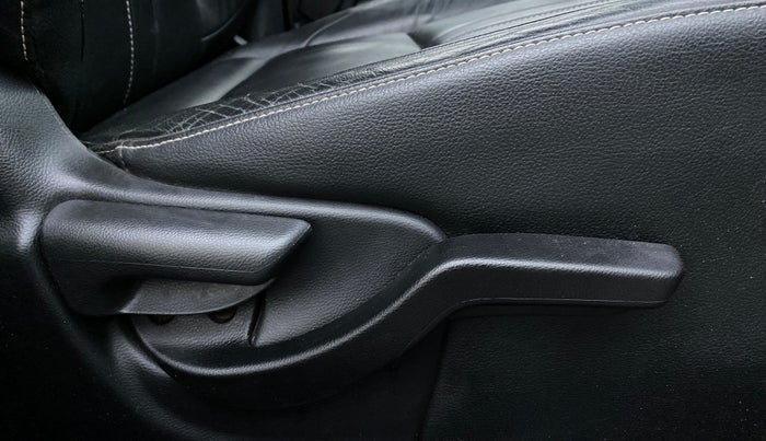 2017 Honda BR-V 1.5L I-VTEC VX, Petrol, Manual, 69,723 km, Driver Side Adjustment Panel