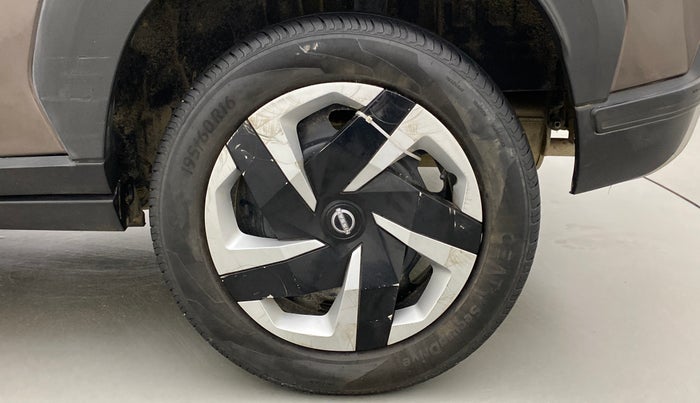 2020 Nissan MAGNITE XL MT, Petrol, Manual, 16,406 km, Left Rear Wheel