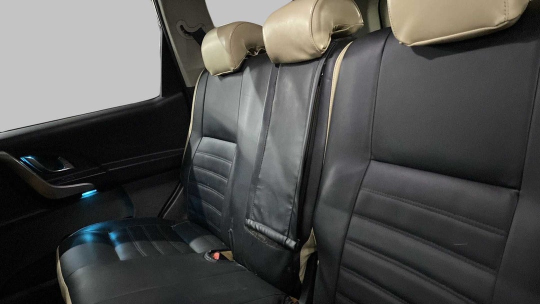 Right Side Rear Door Cabin