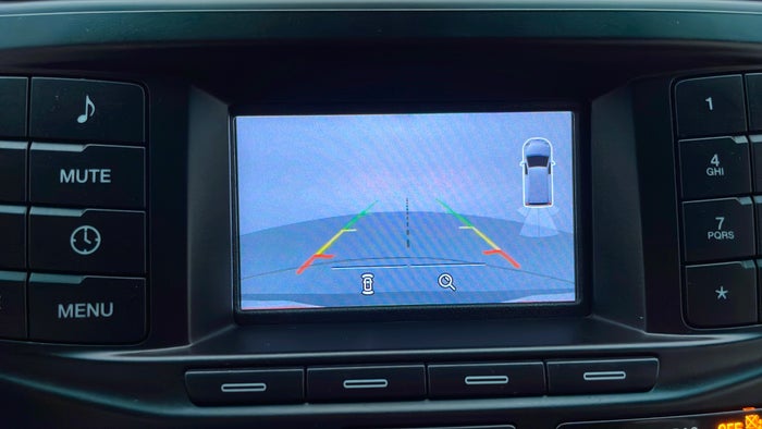 FORD EXPLORER-Parking Camera (Rear View)