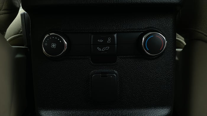 FORD EXPLORER-Rear AC Temperature Control