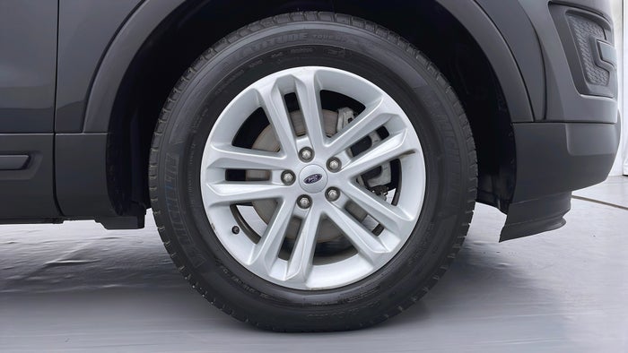 FORD EXPLORER-Right Front Tyre