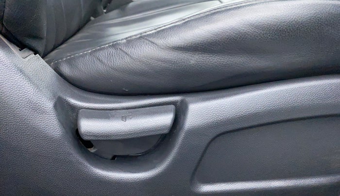 2019 Hyundai Elite i20 Magna + CRDI, Diesel, Manual, 62,181 km, Driver Side Adjustment Panel