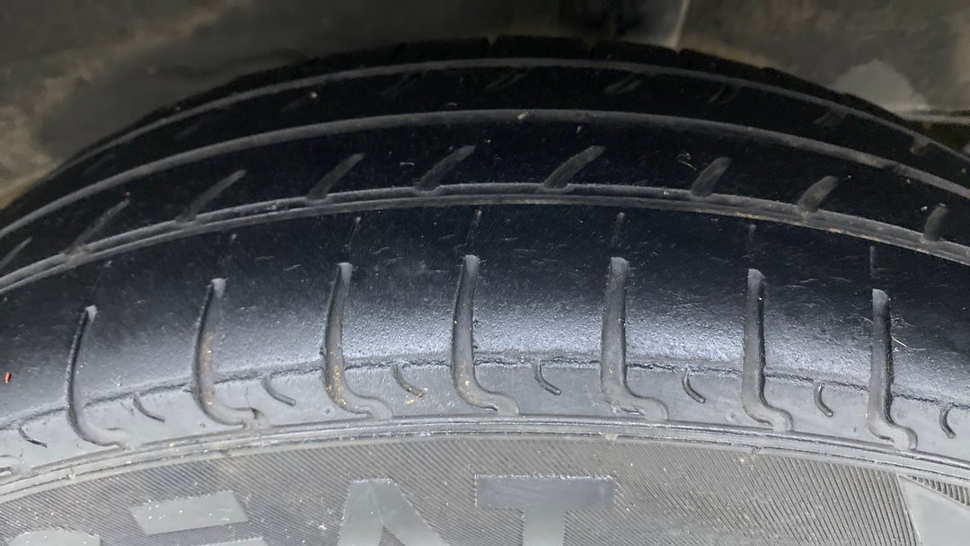 Left Rear Tyre Tread