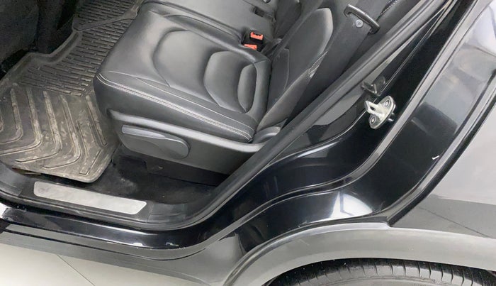 2019 MG HECTOR SHARP 2.0 DIESEL, Diesel, Manual, 66,583 km, Left C pillar - Minor scratches