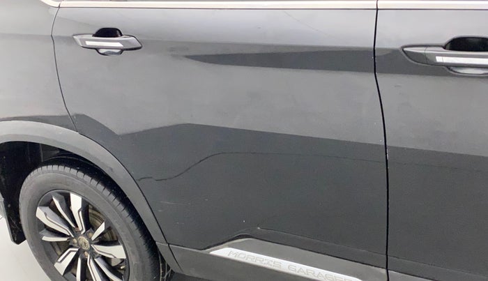 2019 MG HECTOR SHARP 2.0 DIESEL, Diesel, Manual, 66,583 km, Right rear door - Slightly rusted