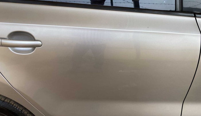 2013 Volkswagen Vento HIGHLINE DIESEL, Diesel, Manual, 51,374 km, Right rear door - Minor scratches