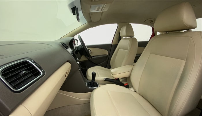 2012 Volkswagen Vento HIGHLINE DIESEL, Diesel, Manual, 68,321 km, Right Side Front Door Cabin